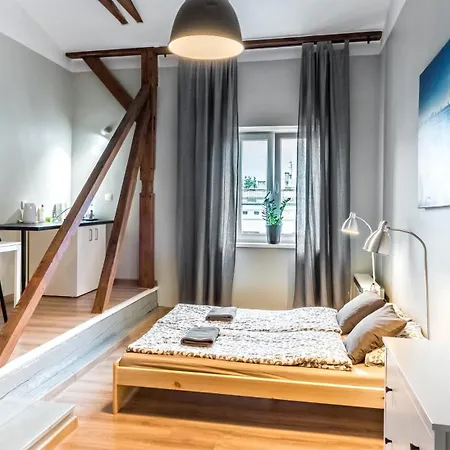 Fenna 7 Minut Od Rynku ゲストハウス *